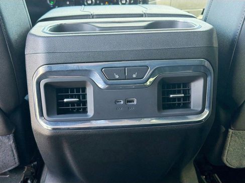 Used 2025 Chevrolet Silverado 2500 LTZ w/ LTZ Convenience Package AWD/4WD image 21