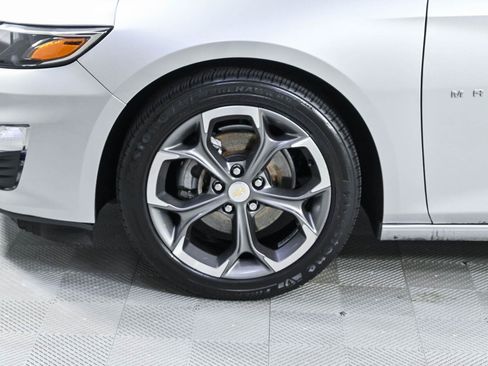 Used 2020 Chevrolet Malibu LT FWD image 35