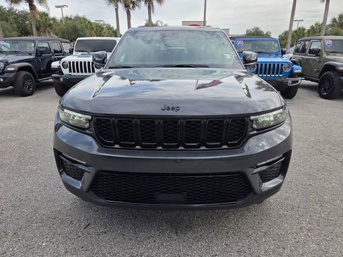 Certified 2025 Jeep Grand Cherokee Limited w/ Black Appearance Package RWD image 16