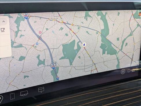 Used 2025 Cadillac Escalade Premium Luxury image 13