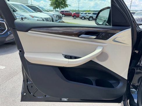 Used 2019 BMW X3 xDrive30i w/ Driving Assistance Package AWD/4WD image 10