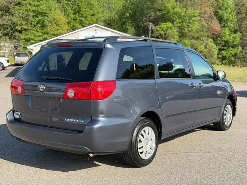 Used 2008 Toyota Sienna LE FWD image 8