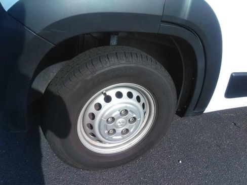 Used 2025 RAM ProMaster 3500 w/ Convenience Group FWD image 6