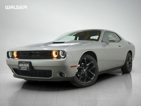 Used 2020 Dodge Challenger SXT w/ Blacktop Package image 1