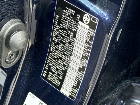 Used 2023 Toyota Corolla LE image 22