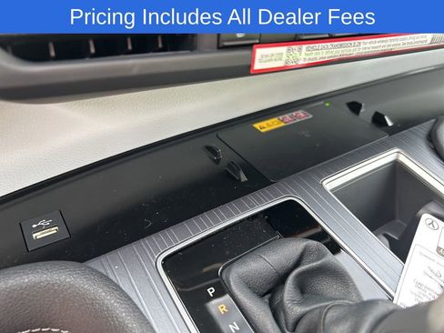 New 2026 Toyota Sienna XLE FWD image 7