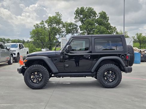New 2025 Jeep Wrangler Willys image 8