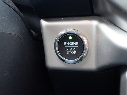 Used 2024 Ford Expedition XLT image 41