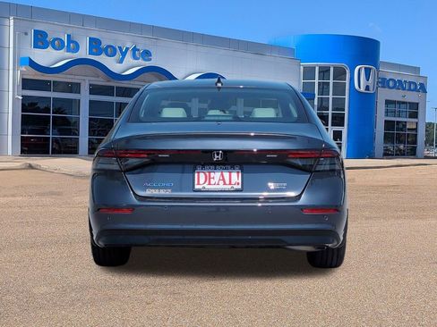 New 2026 Honda Accord Touring image 4