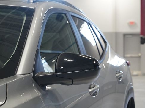 Used 2025 Chevrolet Trax ACTIV w/ Driver Confidence Package image 8