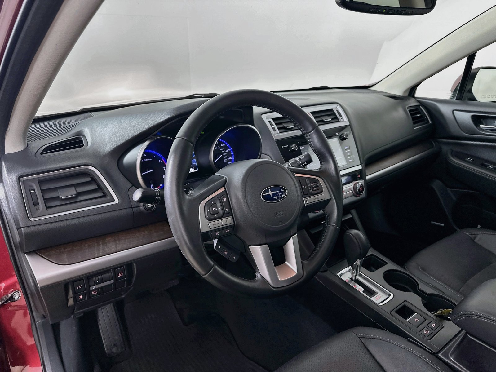 Used 2016 Subaru Outback 2.5i Limited AWD/4WD image 32