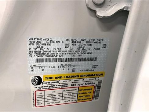 Used 2025 Ford Expedition Tremor AWD/4WD image 42