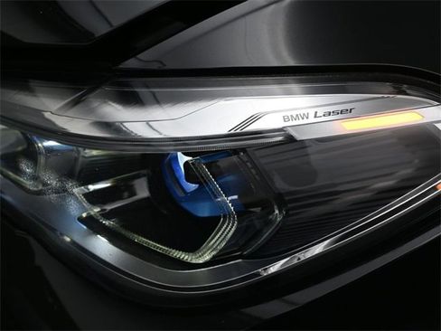 Used 2019 BMW X5 xDrive50i w/ Executive Package image 19