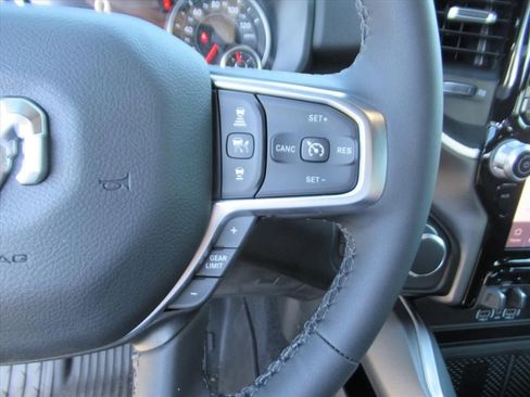 New 2026 RAM 1500 Big Horn AWD/4WD image 19