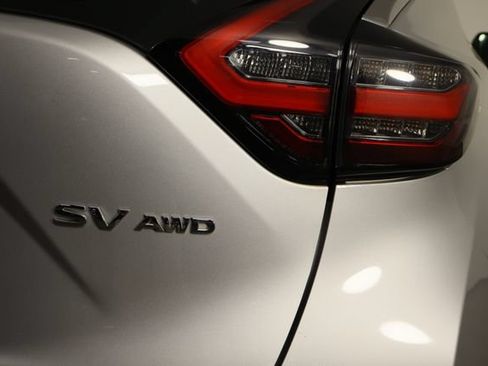 Used 2023 Nissan Murano SV AWD/4WD image 34