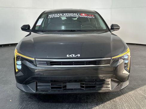 Used 2025 Kia K4 FWD image 3