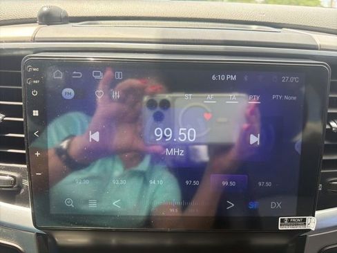 Used 2017 RAM 3500 Big Horn w/ Black Appearance Group AWD/4WD image 18