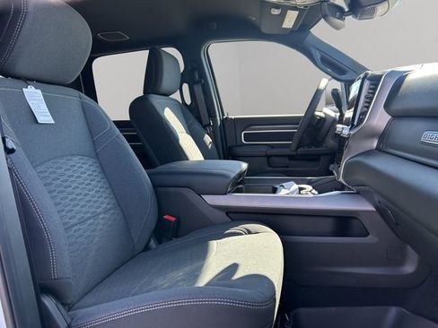 New 2026 RAM 2500 Big Horn AWD/4WD image 35