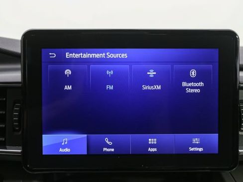 Used 2024 Ford Explorer XLT w/ Equipment Group 202A AWD/4WD image 22