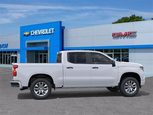 New 2026 Chevrolet Silverado 1500 Custom image 5