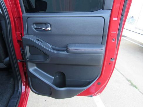 Used 2023 Nissan Frontier Pro-X w/ Pro-X Premium Package image 22