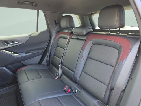 New 2026 Chevrolet Equinox RS w/ Safety and Technology Package image 18