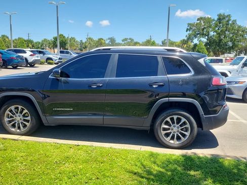 Used 2020 Jeep Cherokee Latitude Plus FWD image 5
