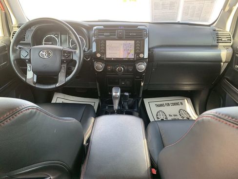 Used 2024 Toyota 4Runner TRD Off-Road Premium image 18