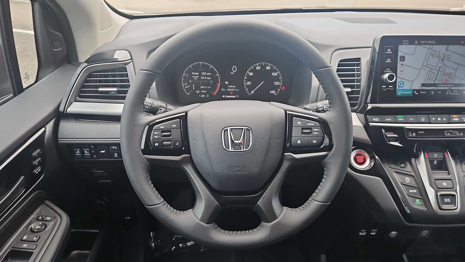 Certified 2026 Honda Odyssey Touring image 11