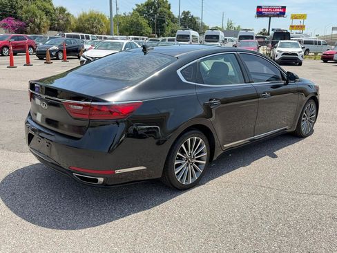 Used 2017 Kia Cadenza Technology FWD image 8