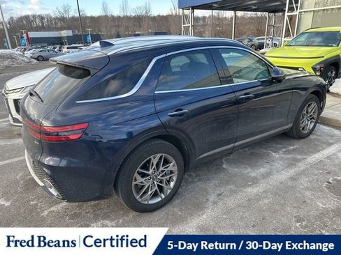 Used 2024 Genesis GV70 2.5T w/ Select Package image 11