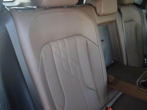 Used 2025 BMW X3 xDrive30i w/ Premium Package AWD/4WD image 34