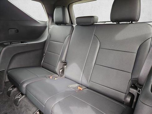 Used 2026 Chevrolet Traverse LT FWD image 20