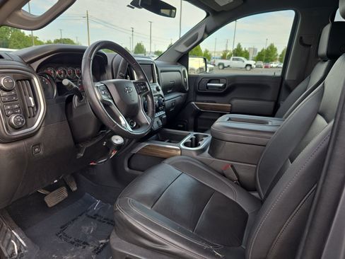 Used 2021 Chevrolet Silverado 1500 LT Trail Boss w/ Convenience Package II AWD/4WD image 10