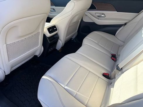 Used 2025 Mercedes-Benz GLE 350 4MATIC image 18