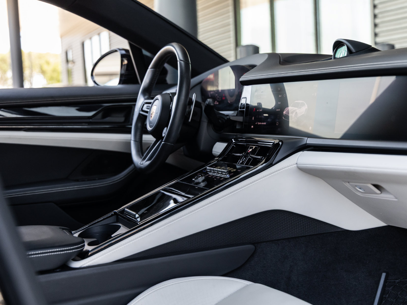 Certified 2024 Porsche Panamera RWD image 47