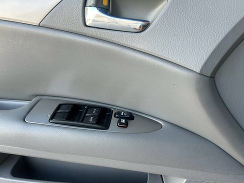 Used 2006 Toyota Avalon XL FWD image 30