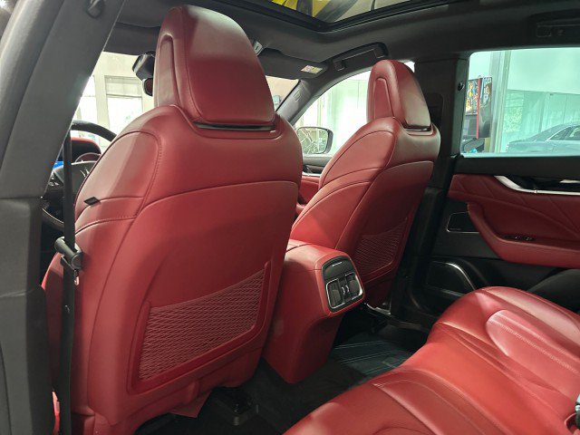 Used 2019 Maserati Levante GranSport AWD/4WD image 45