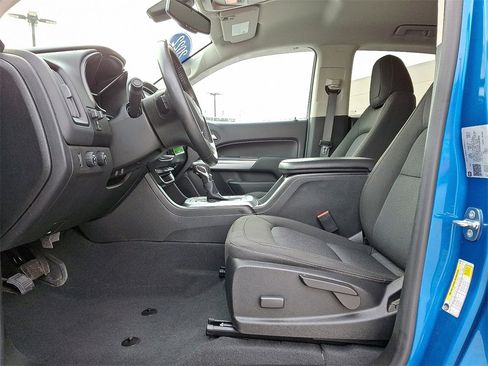 Used 2022 Chevrolet Colorado LT w/ LT Convenience Package image 15