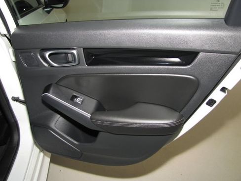 Used 2025 Honda Civic Sport Touring image 20