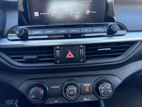 Certified 2023 Kia Forte LXS image 11