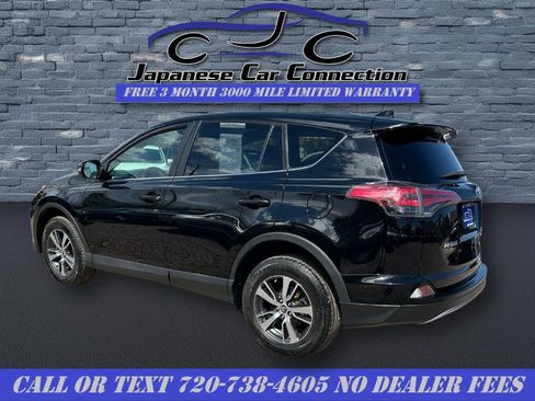 Used 2018 Toyota RAV4 XLE AWD/4WD image 5