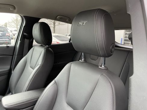 Used 2024 Buick Encore GX Sport Touring image 24