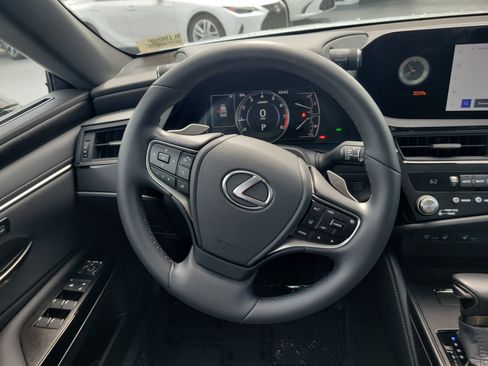 Certified 2025 Lexus ES 350 w/ Premium Package FWD image 16