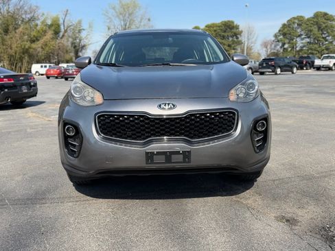 Used 2018 Kia Sportage LX image 4