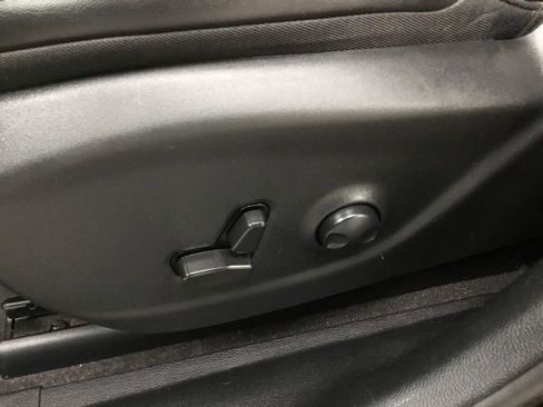 Used 2022 Jeep Cherokee Trailhawk w/ Trailer Tow Group image 9