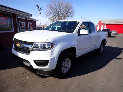Used 2015 Chevrolet Colorado W/T w/ WT Convenience Package image 3