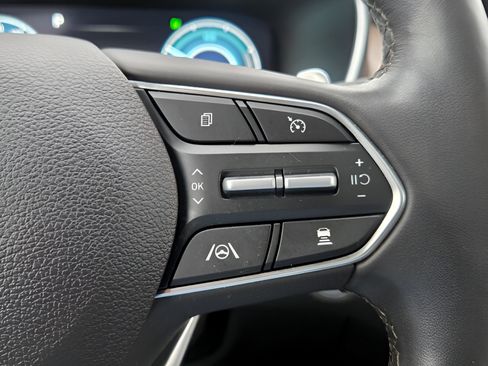 Used 2022 Hyundai Santa Fe Limited AWD/4WD image 16