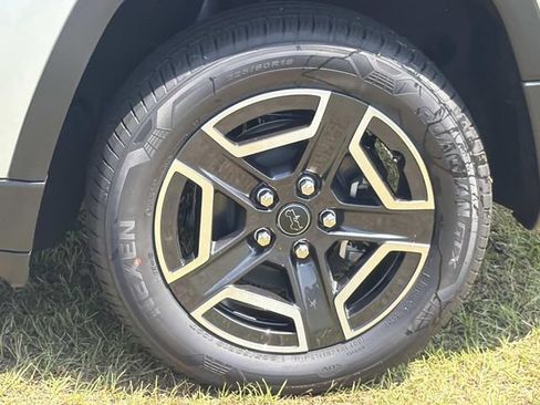 New 2026 Jeep Cherokee Limited AWD/4WD image 20