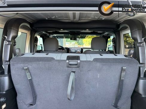 Certified 2025 Jeep Wrangler Sport AWD/4WD image 31
